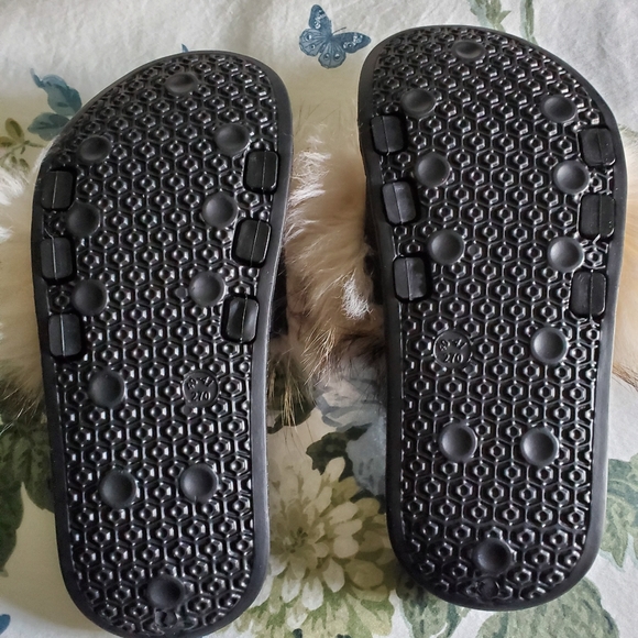 Slides - Picture 2 of 5